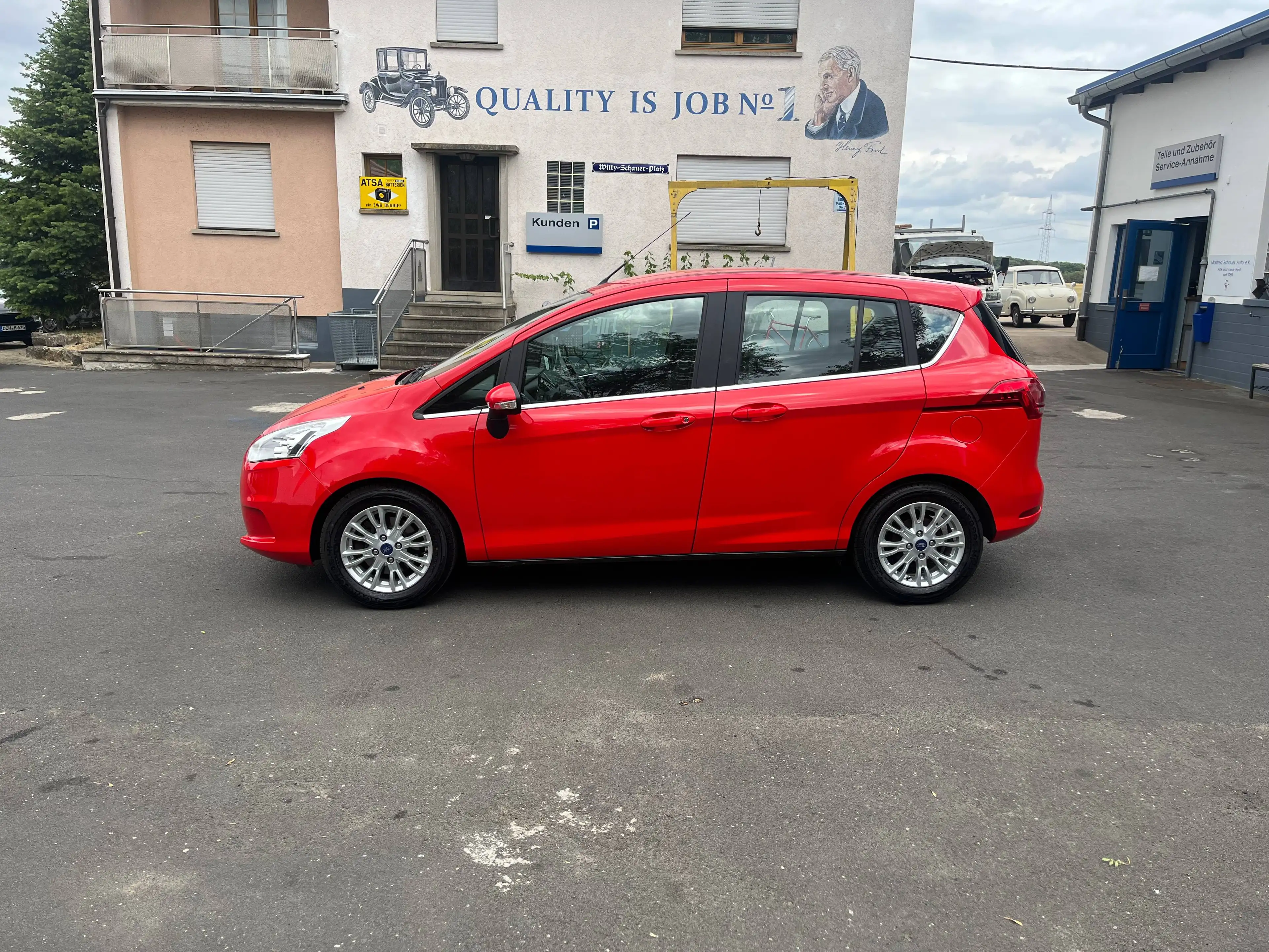 Ford B-Max Titanium — photo 2