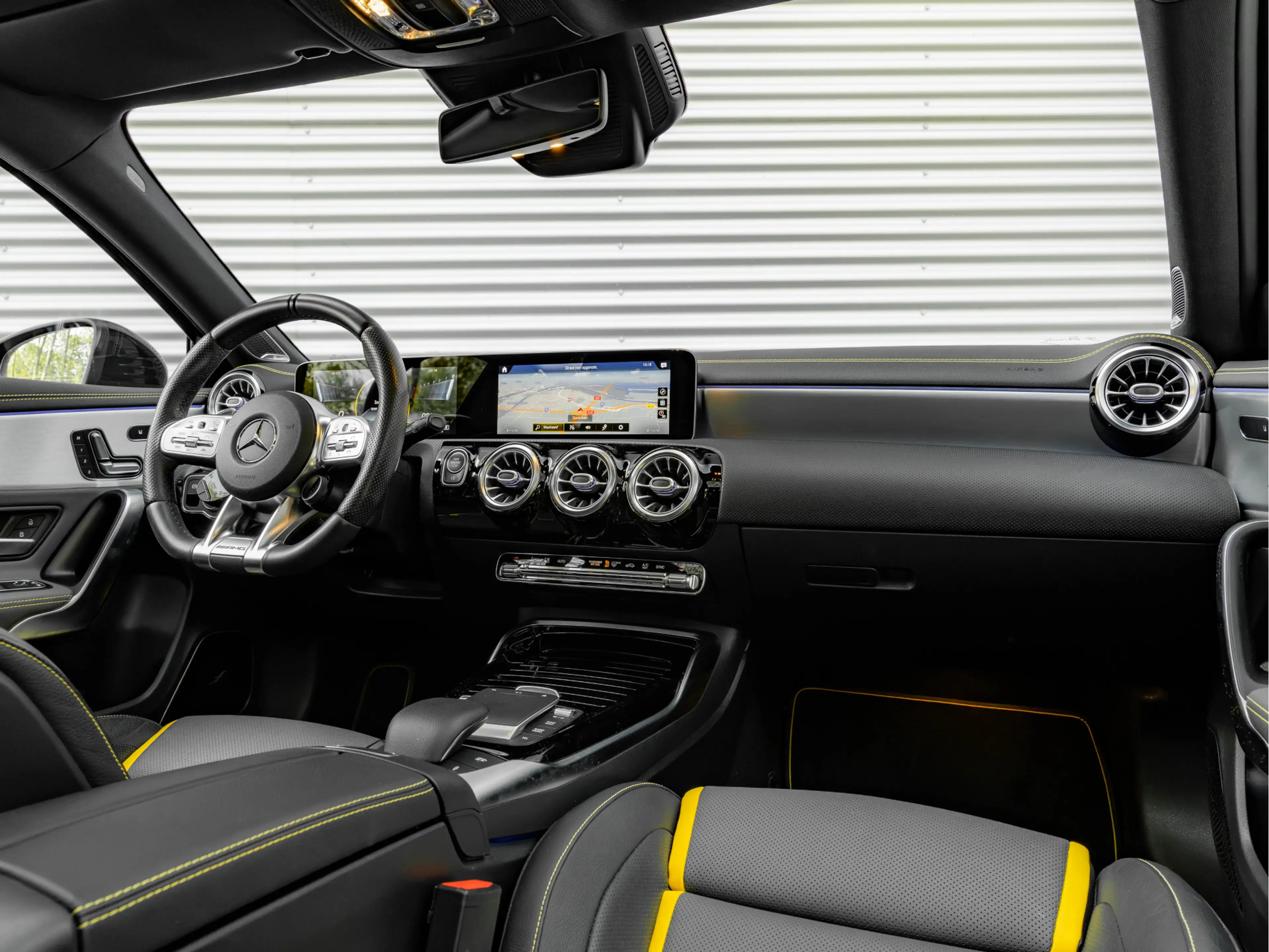 Mercedes-Benz A 45 AMG S 4MATIC+ - Pano - Schaalstoelen - Milltek Uitlaat — photo 4