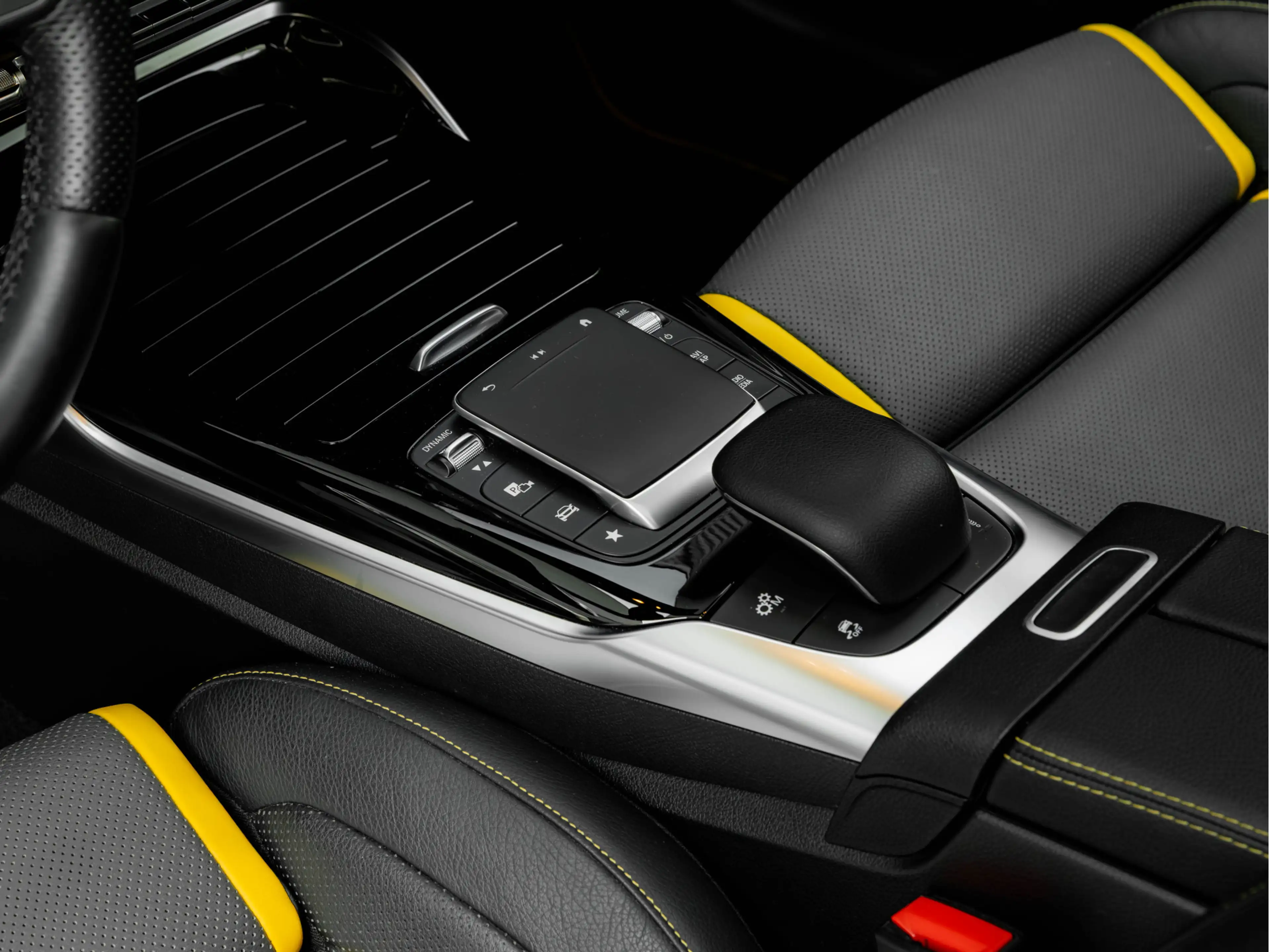 Mercedes-Benz A 45 AMG S 4MATIC+ - Pano - Schaalstoelen - Milltek Uitlaat — photo 46
