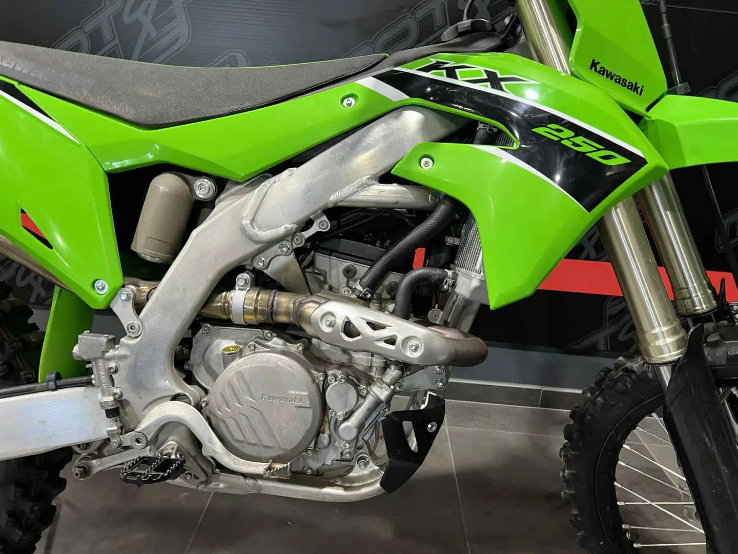 Kawasaki KX 250 Vert - 2