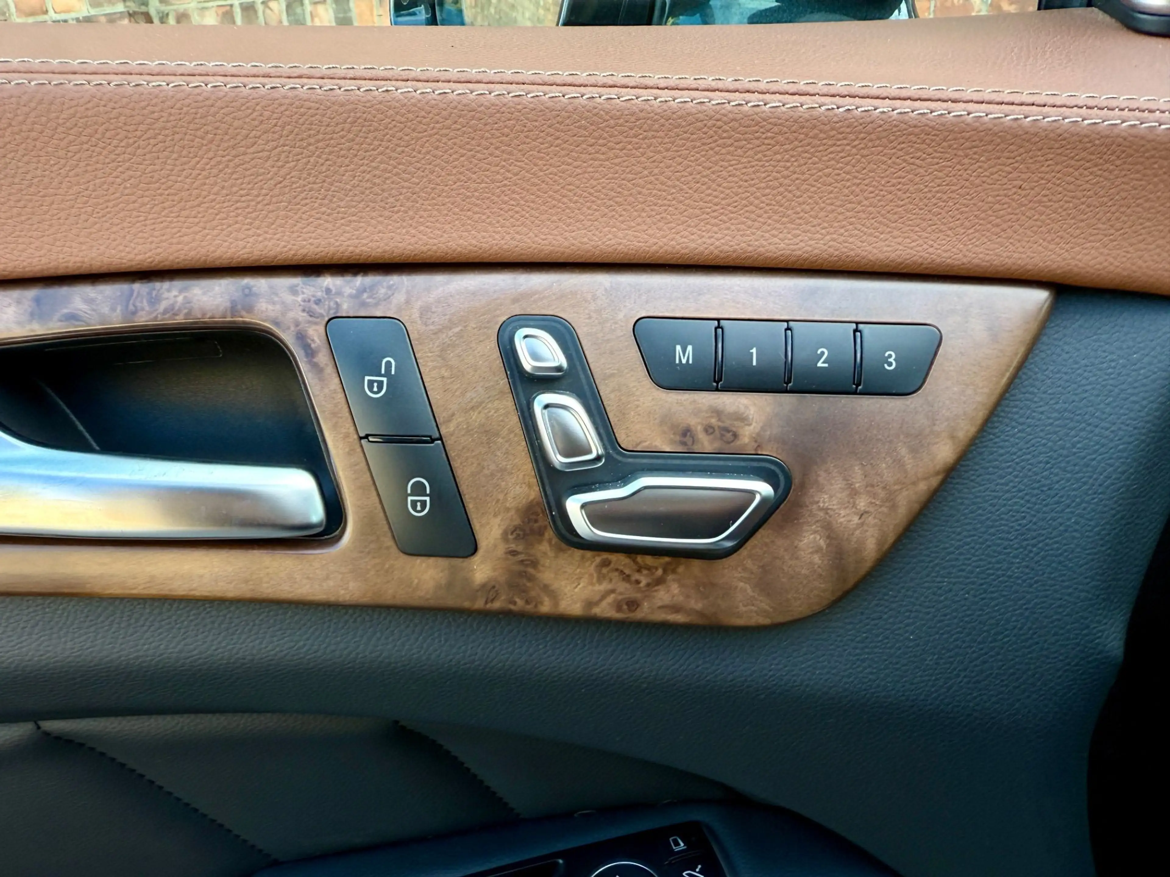 Mercedes-Benz CLS 350 d AMG Line *Mega-Ausstattung +Finanzierung möglic — photo 12