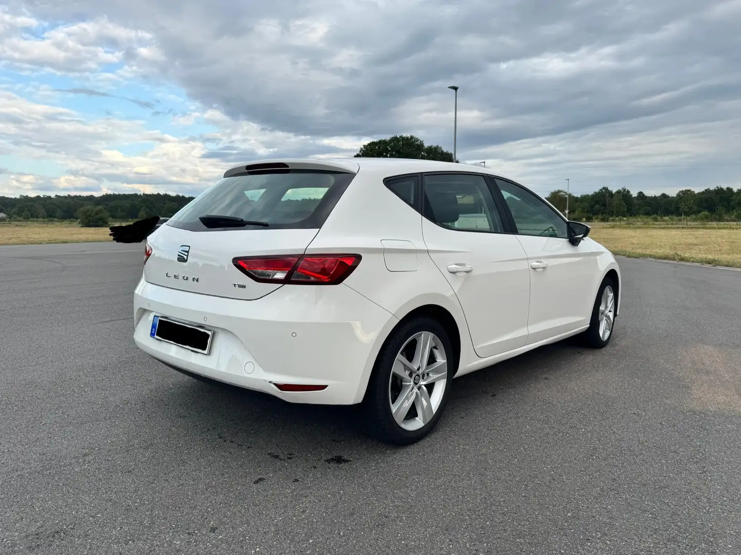 SEAT Leon 1.2 TSI Style / TÜV 12/26 / Candy White Blanc - 2