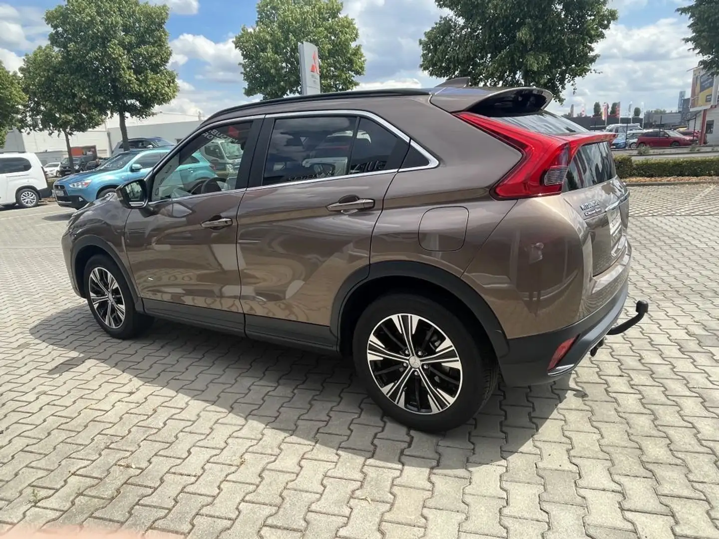 Mitsubishi Eclipse Cross 1.5 T-MIVEC (ClearTec) CVT 2WD Act Brown - 2
