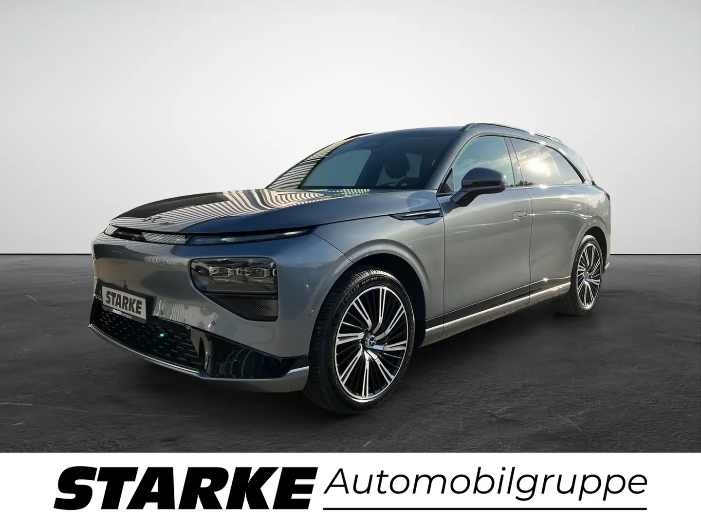 Xpeng G9 AWD Performance Premiumpaket Gris - 1