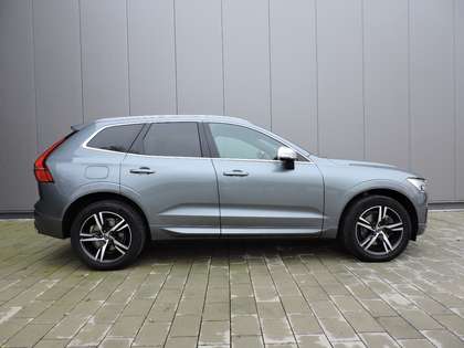 Volvo XC60 D4 AWD R-DESIGN / Business-Paket