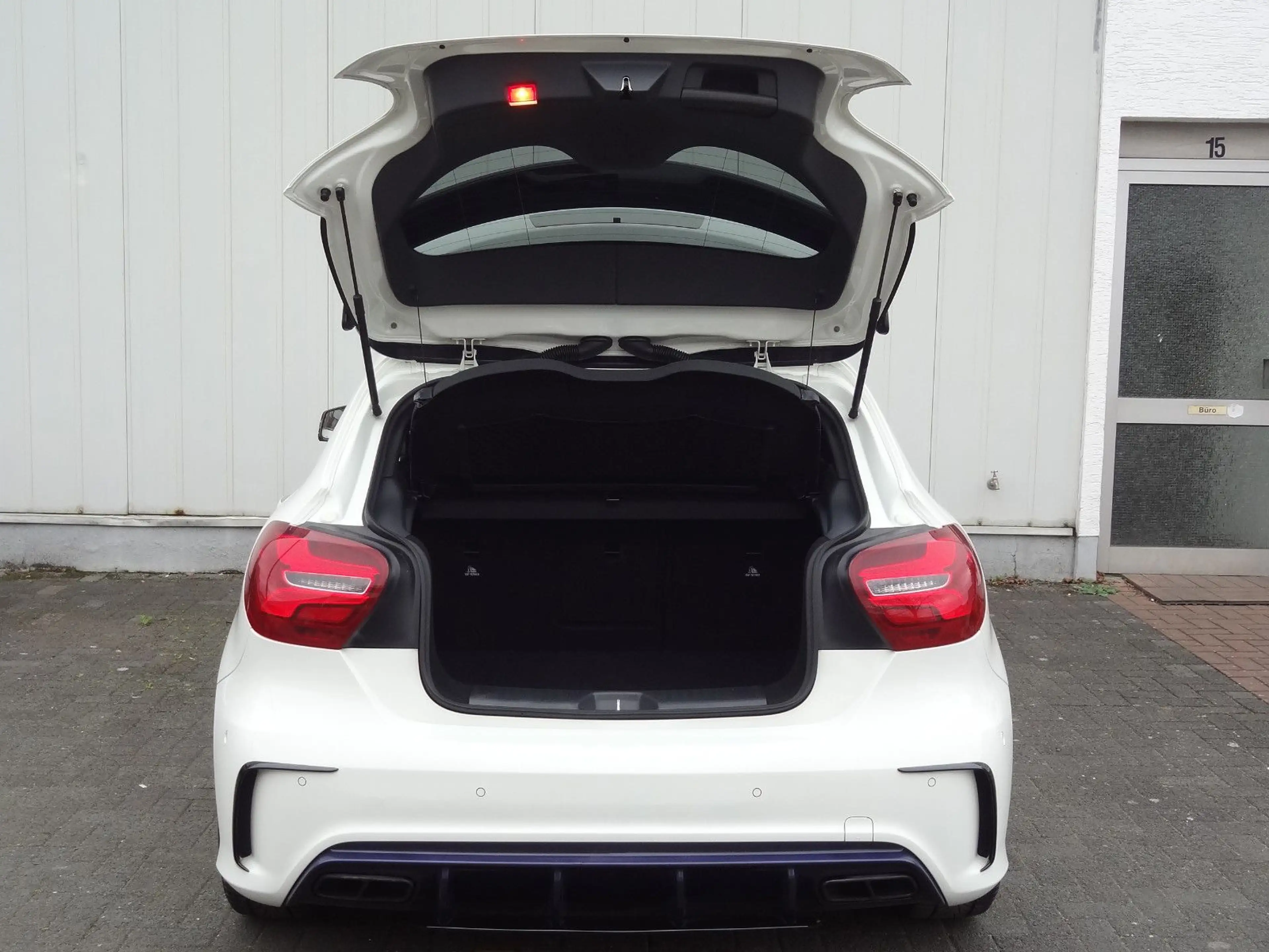 Mercedes-Benz A 45 AMG 4Matic — photo 14