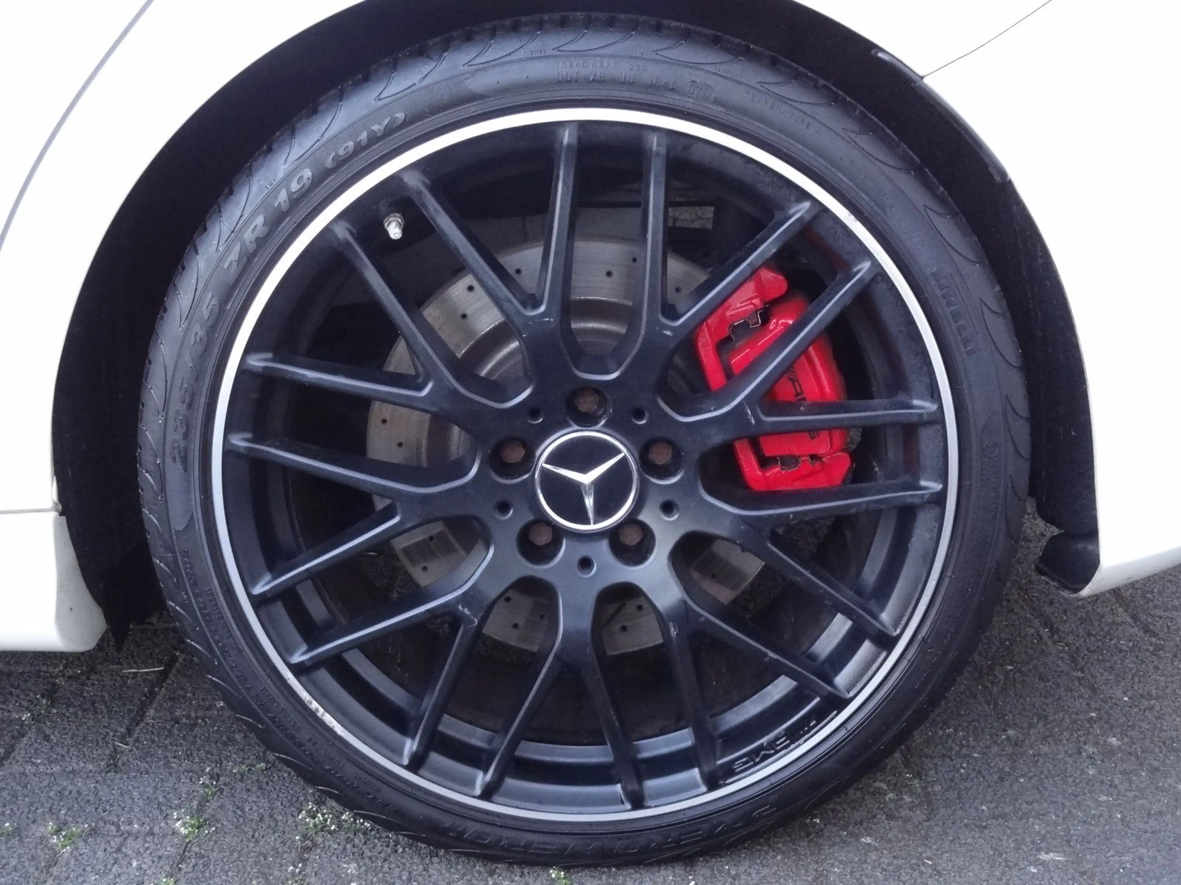 Mercedes-Benz A 45 AMG 4Matic — photo 15