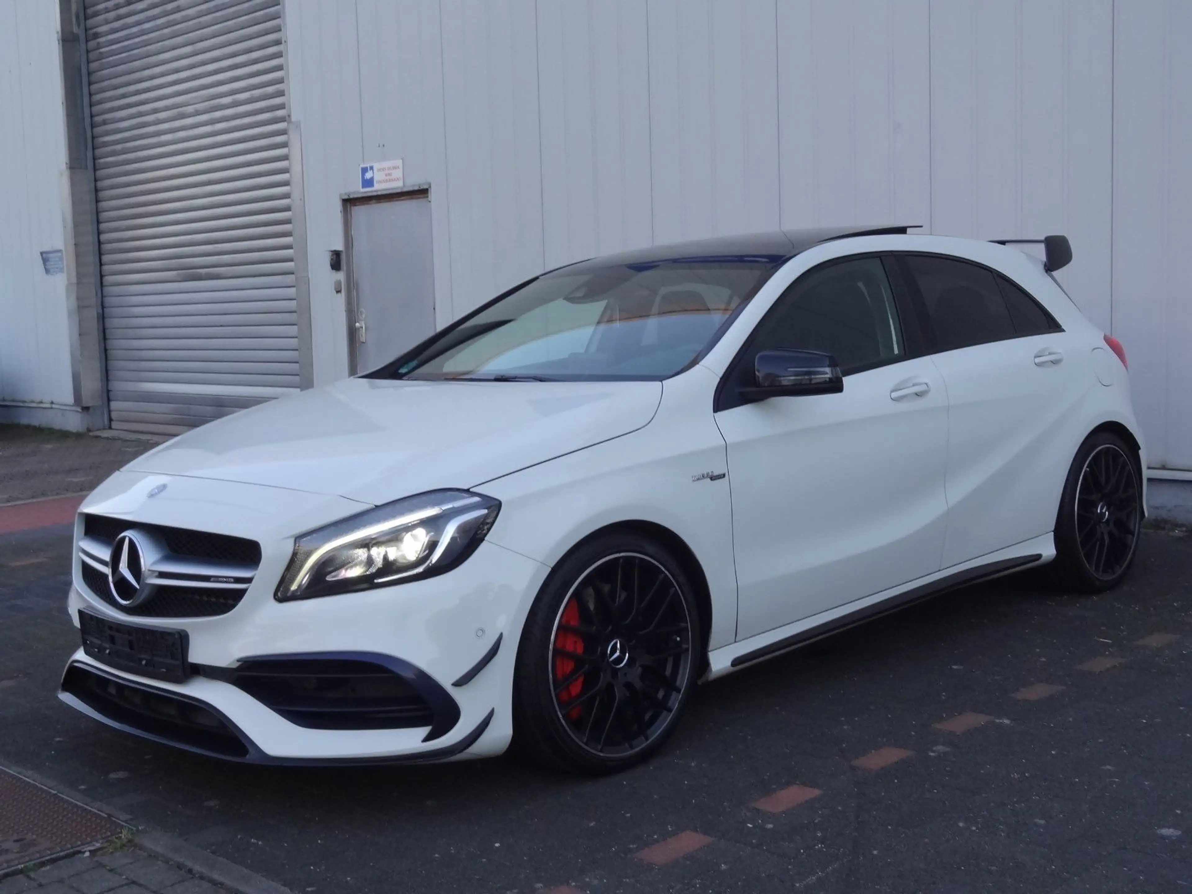 Mercedes-Benz A 45 AMG 4Matic — photo 3