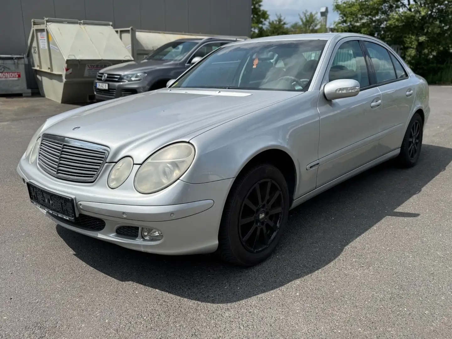 Mercedes-Benz E 270 CDI Automatik Schiebedach/PDC/AHK Argent - 2