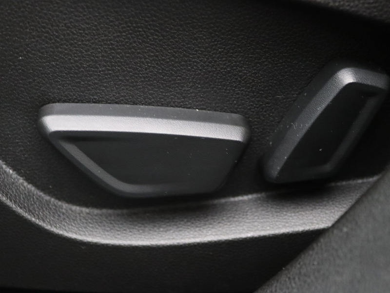 Renault Captur 160pk E-Tech Plug-in Hybrid Initiale Paris Apple C — photo 29