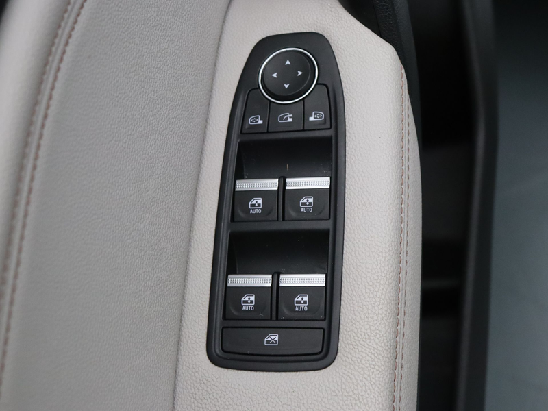 Renault Captur 160pk E-Tech Plug-in Hybrid Initiale Paris Apple C — photo 30
