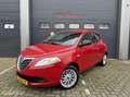 Lancia Ypsilon 0.9 TwinAir S MomoDesign ✓Airco ✓City ✓Nw APK Rood - thumbnail 1