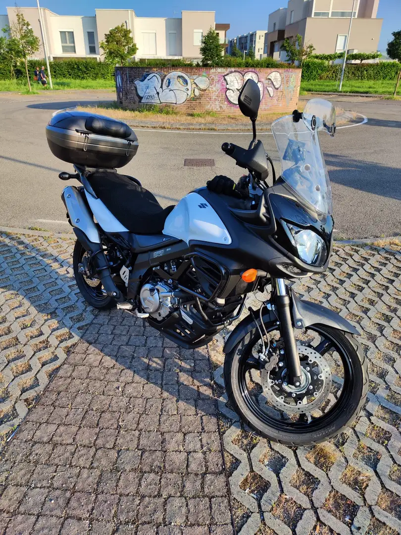 Suzuki V-Strom 650 Alb - 1