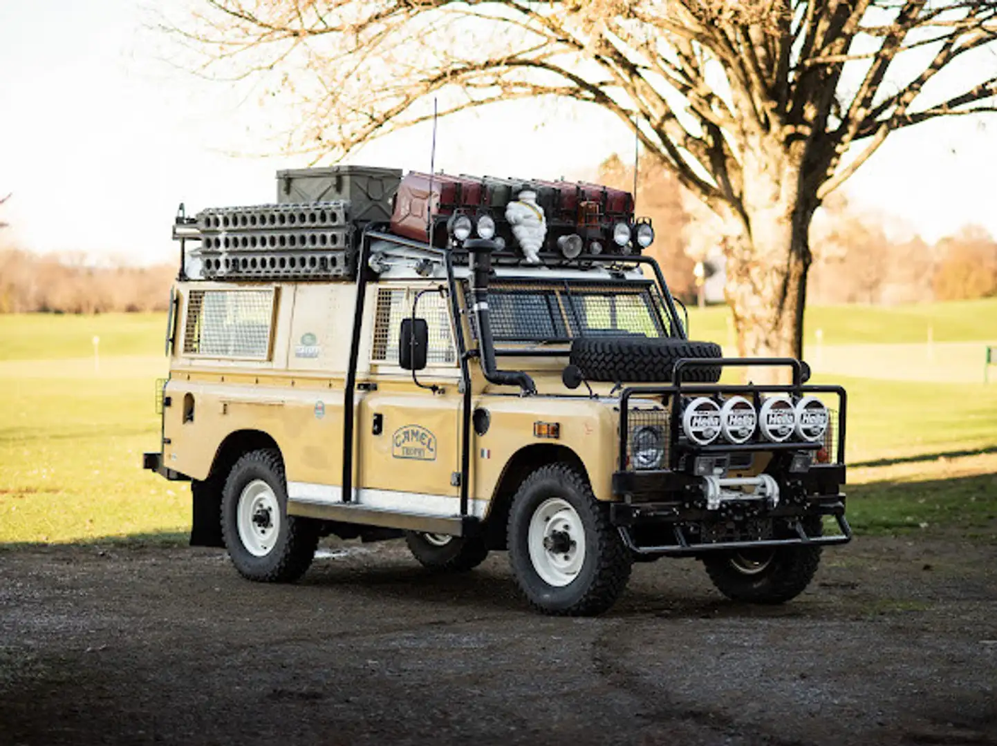 Land Rover Series 3 Beige - 1