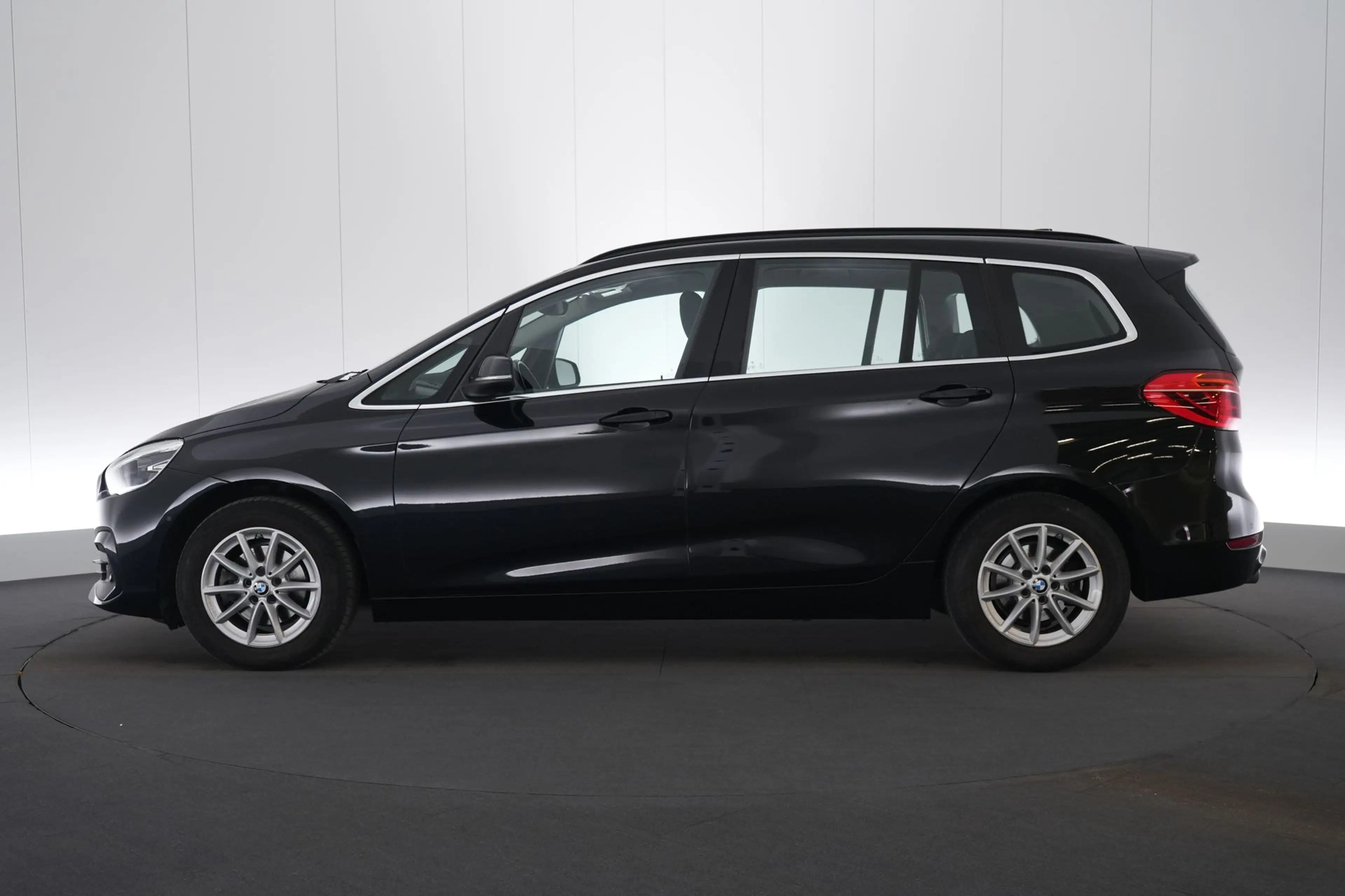 BMW 216 2 Gran Tourer 216d Business LED GPS PDC Verw. Zete — photo 11