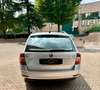 Skoda Octavia Wagon 2.0 tdi Executive 150cv dsg Plateado - thumbnail 5