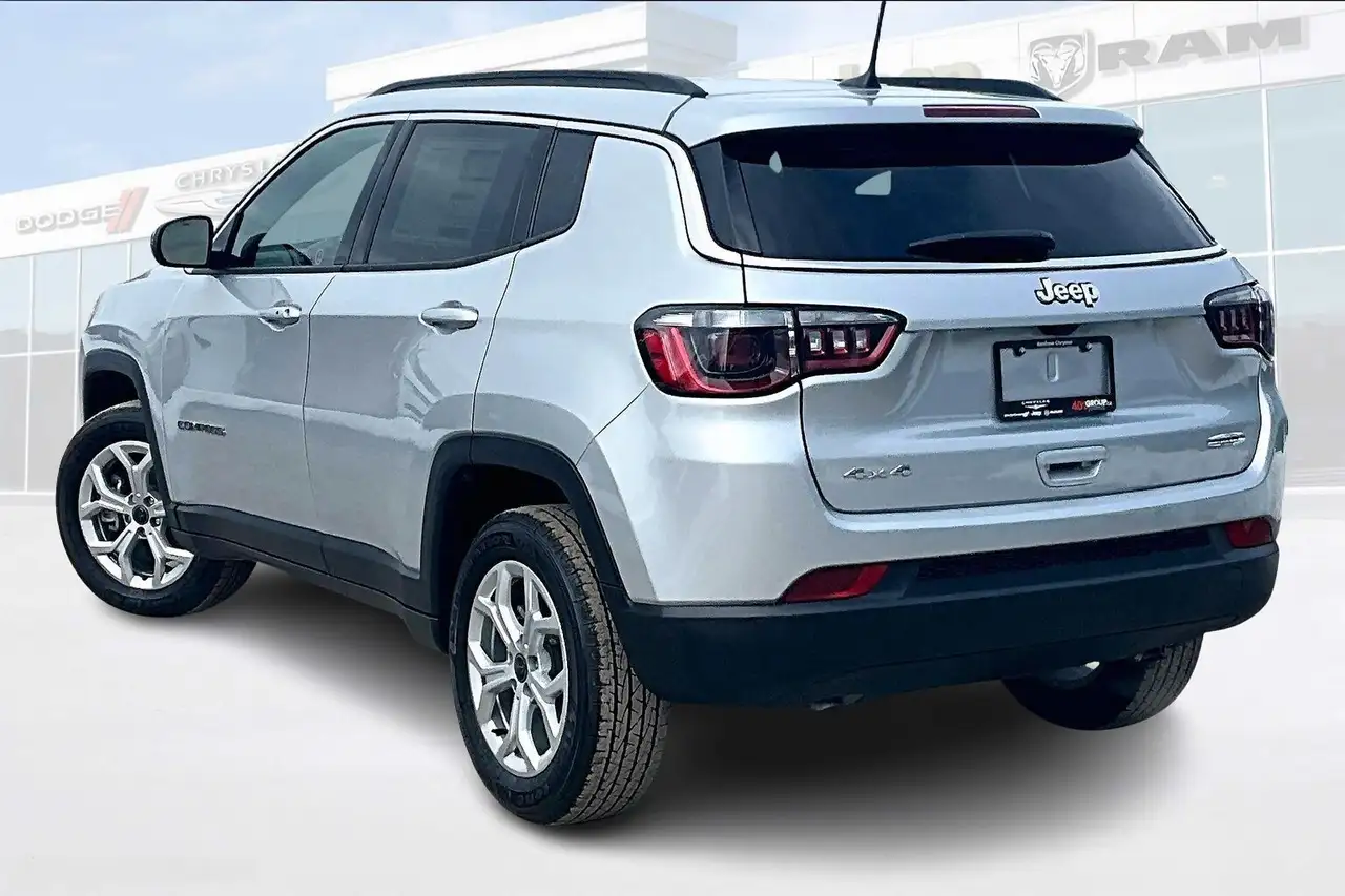 Jeep Compass снимка Jeep Compass