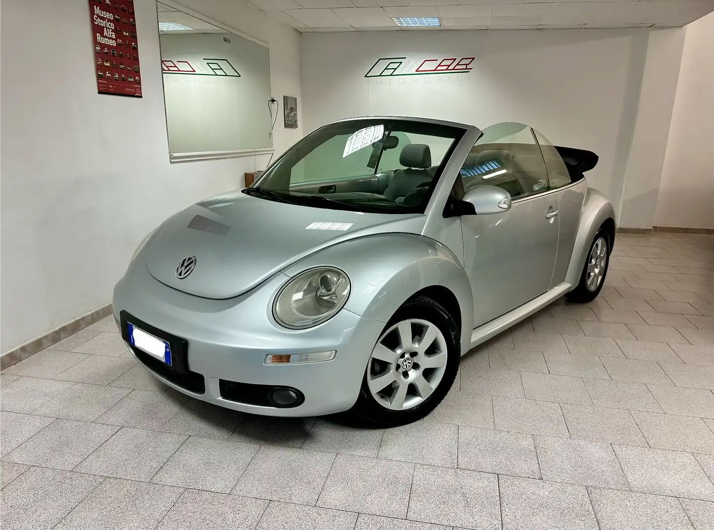 Volkswagen New Beetle Cabrio 1.6 102 cv my 07’ Euro 4 PARI AL NUOVO!!! Argento - 1
