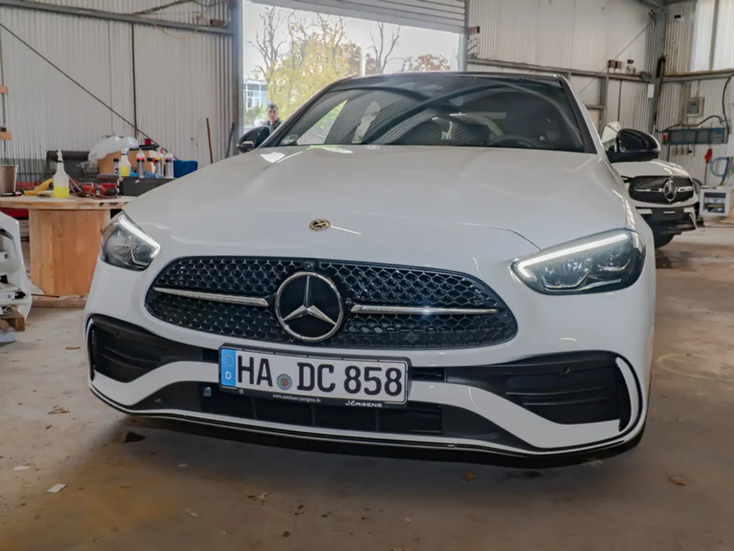 Mercedes-Benz C 180 AMG-Sport/360/Pano/AHK/Night/Distr/Memo/19 Weiß - 2