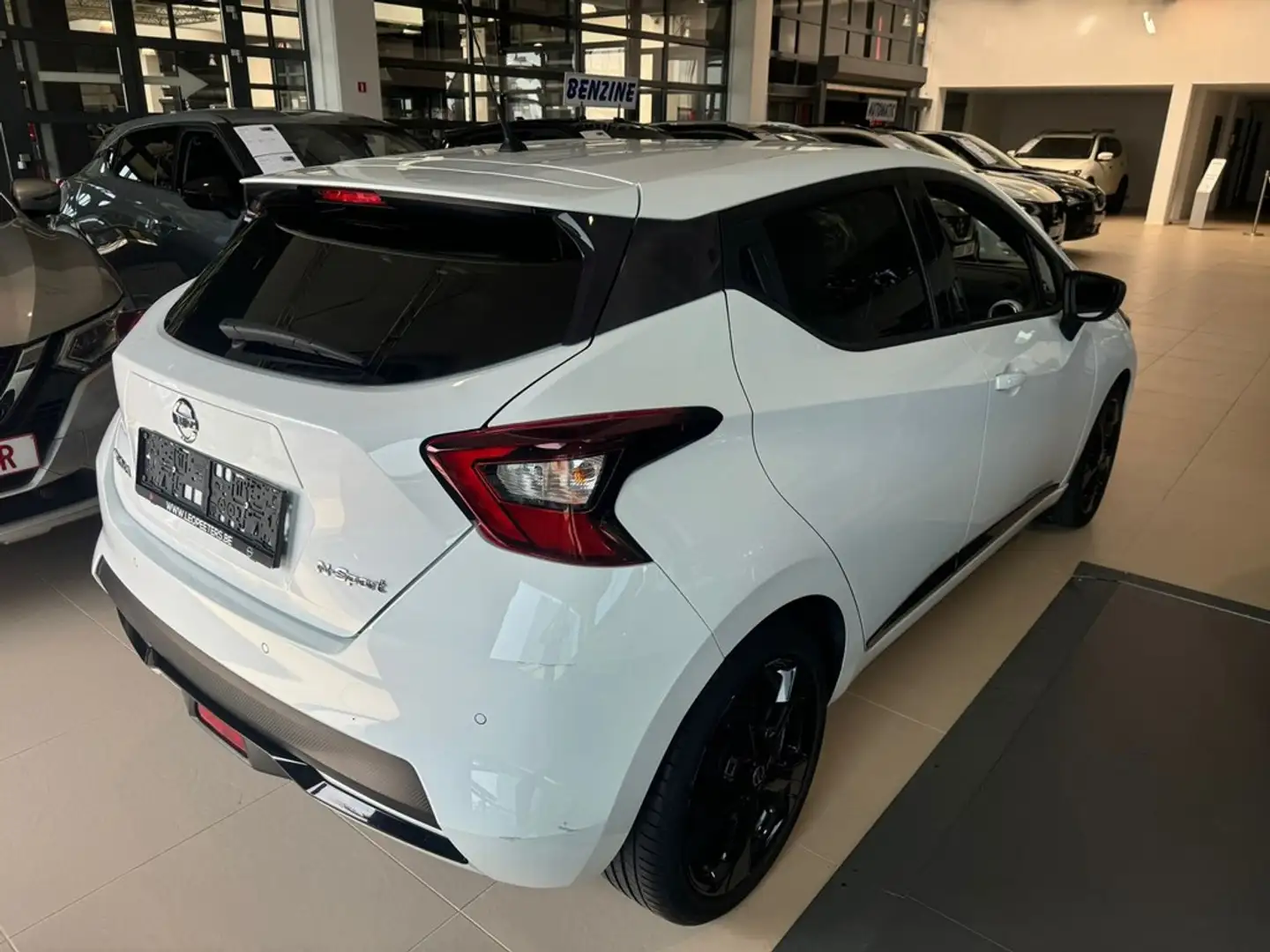 Nissan Micra 1.0 IG-T N-DESIGN Blanc - 1
