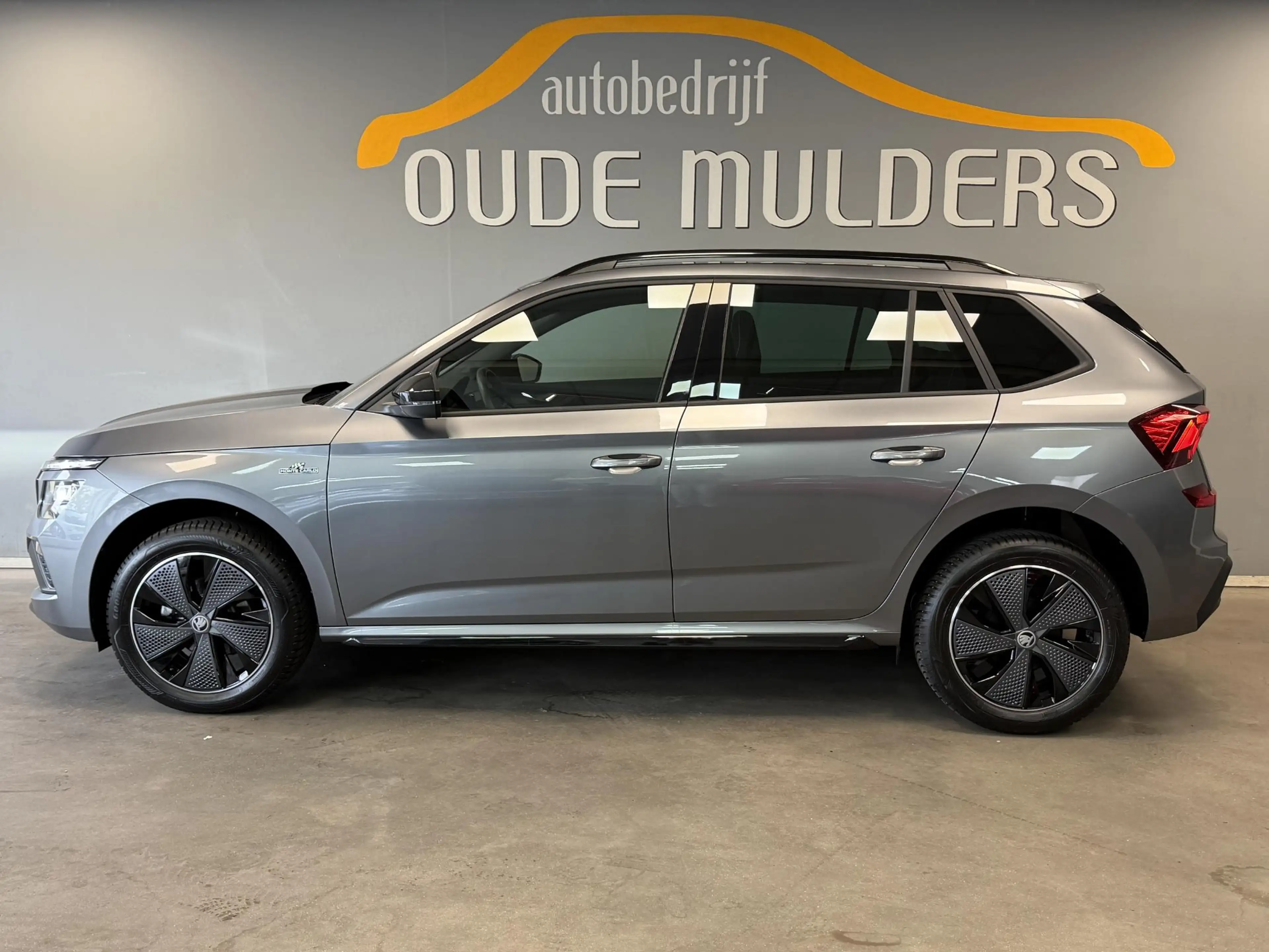 Skoda Kamiq 1.0 TSI Monte Carlo | Adaptive cruise | Panoramada — photo 2