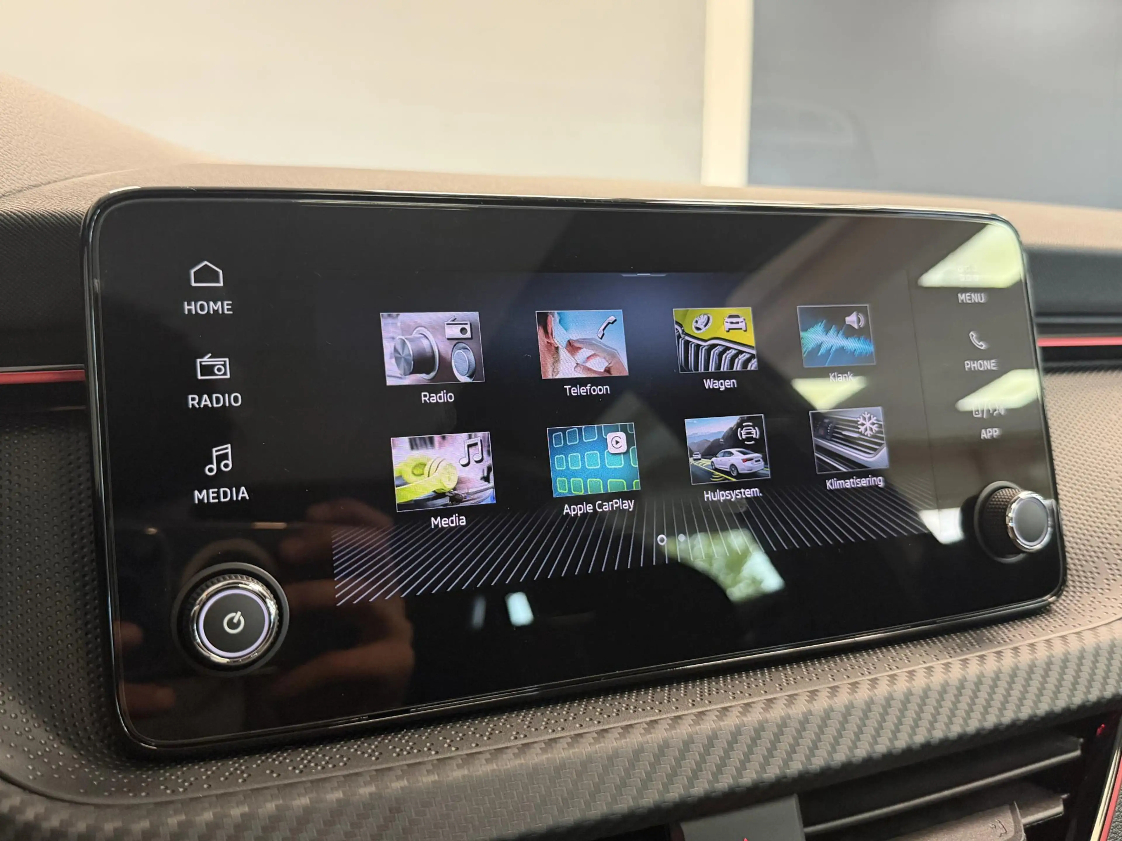Skoda Kamiq 1.0 TSI Monte Carlo | Adaptive cruise | Panoramada — photo 18