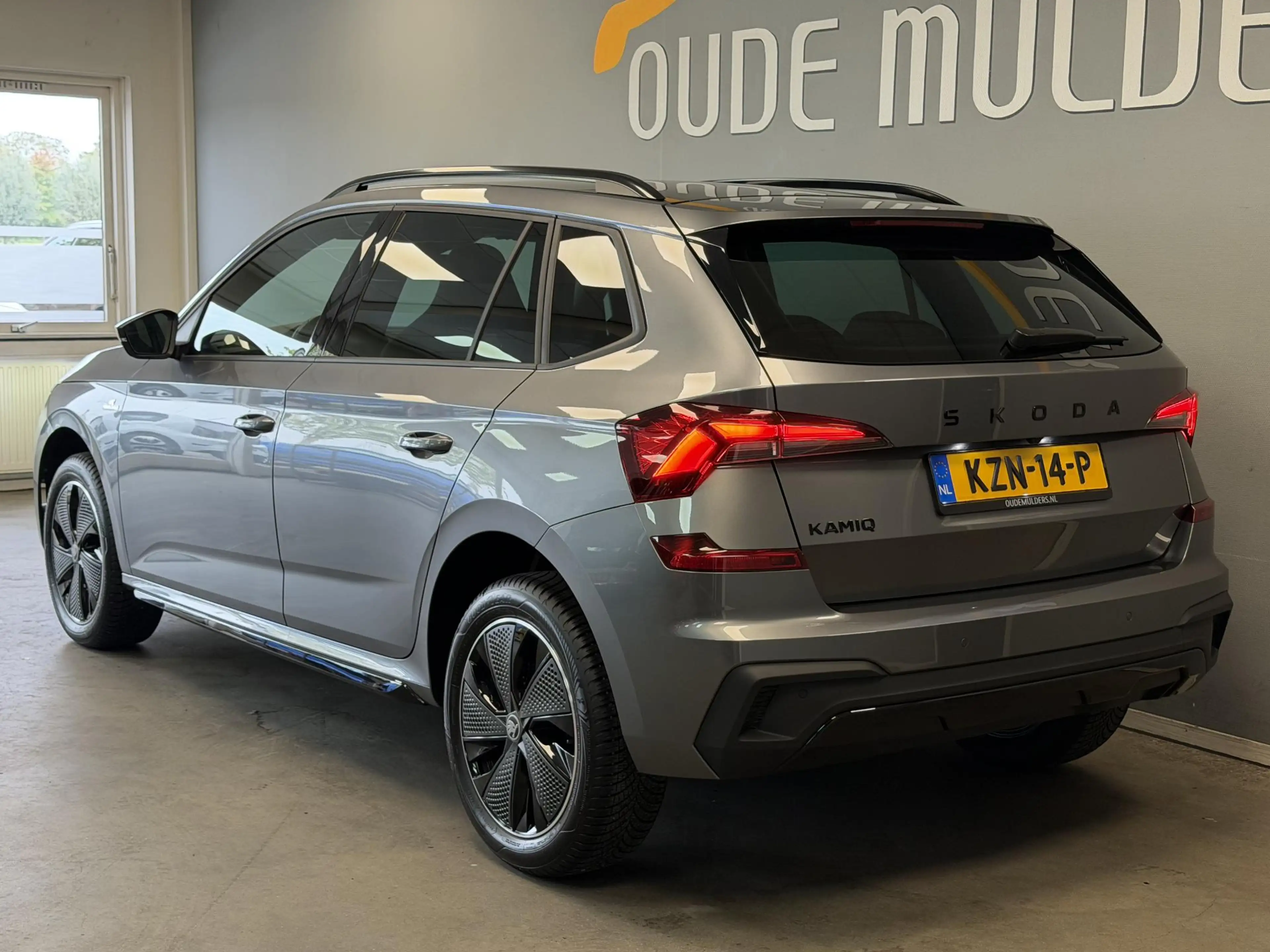 Skoda Kamiq 1.0 TSI Monte Carlo | Adaptive cruise | Panoramada — photo 3