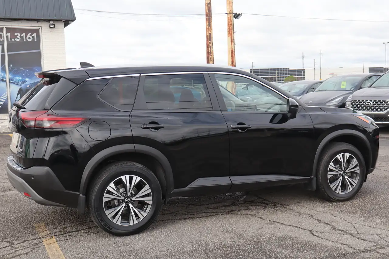 Nissan Rogue снимка Nissan Rogue