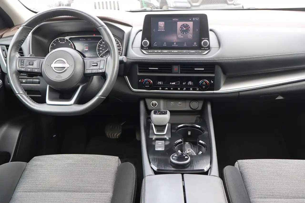 Nissan Rogue снимка Nissan Rogue