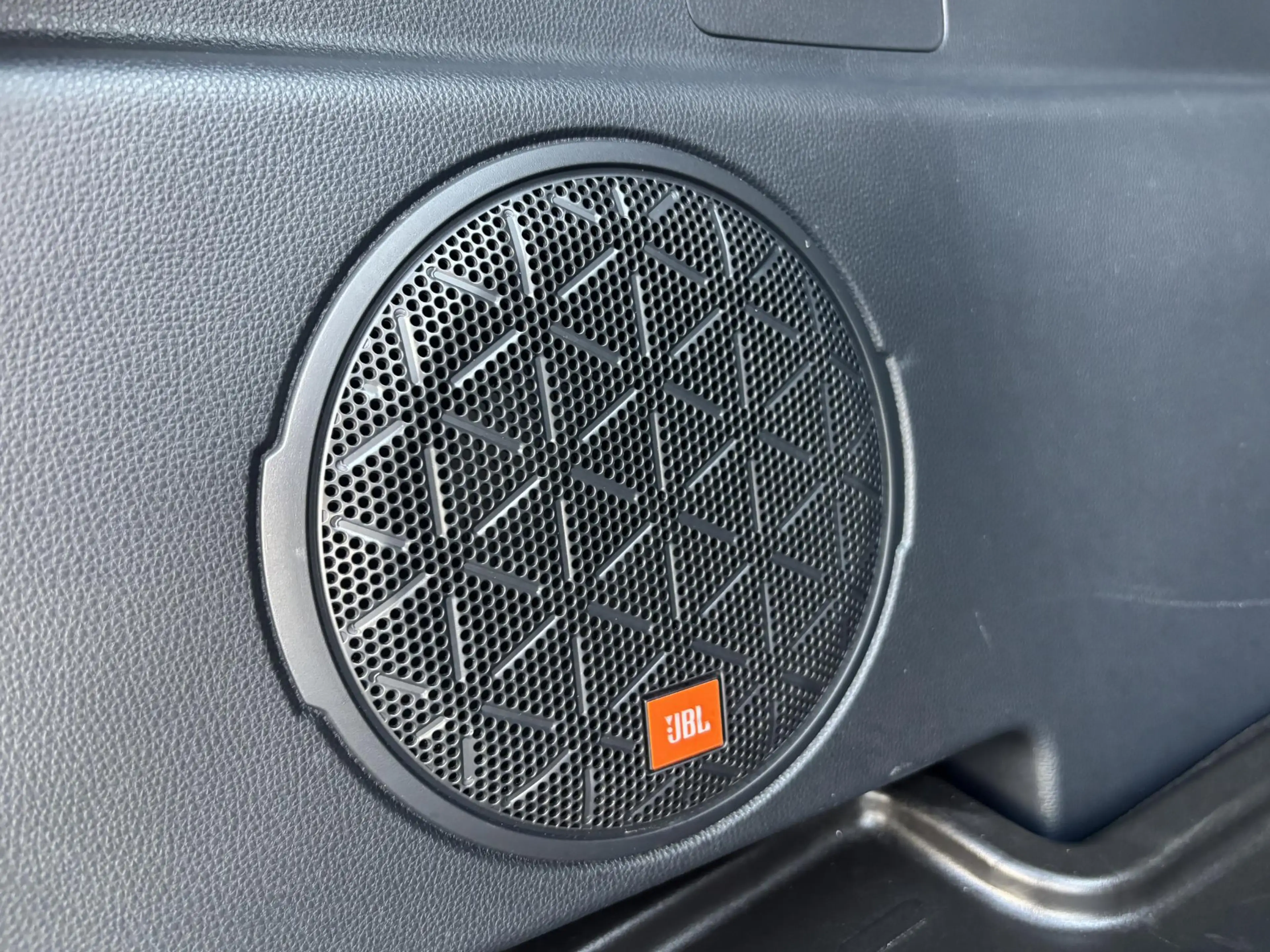 Toyota RAV 4 2.5 Hybrid AWD Bi-Tone JBL / Camera rondom / stuur — photo 12