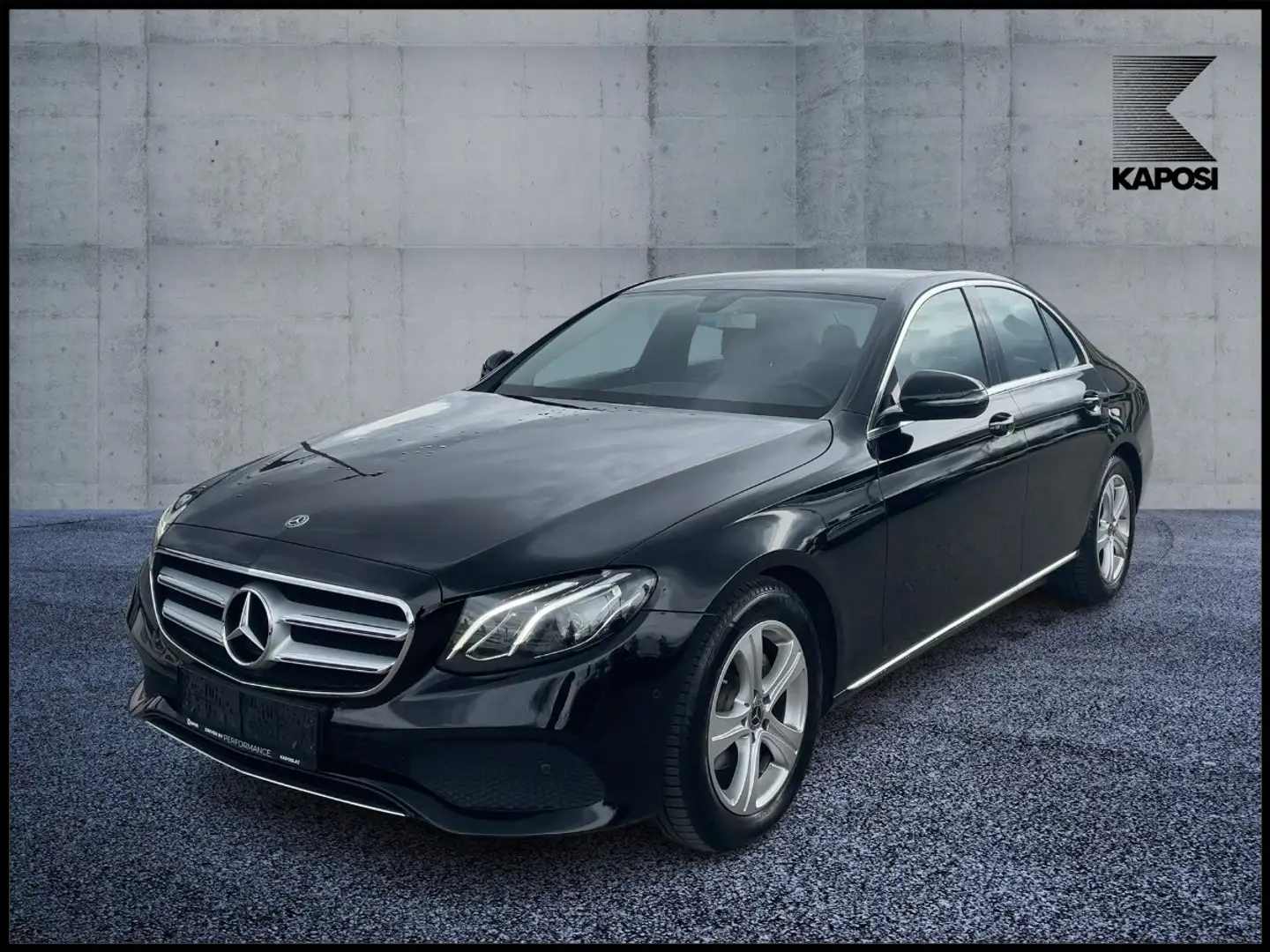 Mercedes-Benz E 220 d Limousine MBUX PDC SHZ LED Sportp. LM Schwarz - 1