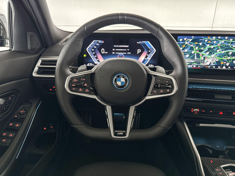 BMW 330 3 Serie Touring 330e xDrive — photo 12