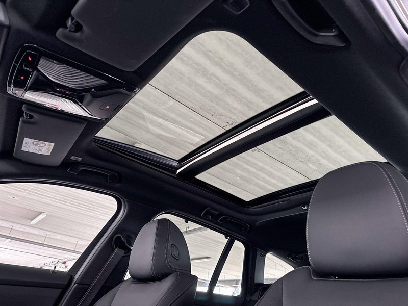 BMW 330 3 Serie Touring 330e xDrive — photo 10