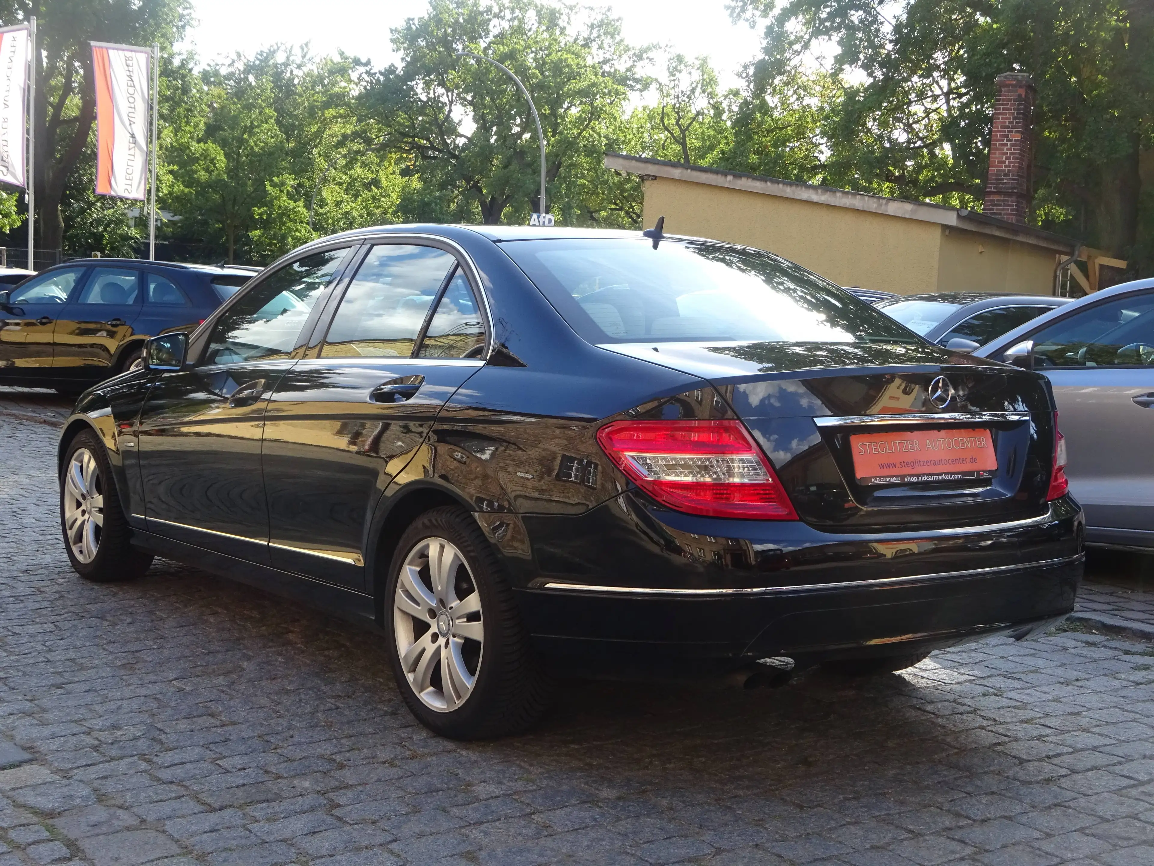Mercedes-Benz C 180 C-Klasse Avantgarde Automatik/Navi/Klima/Xenon — photo 5