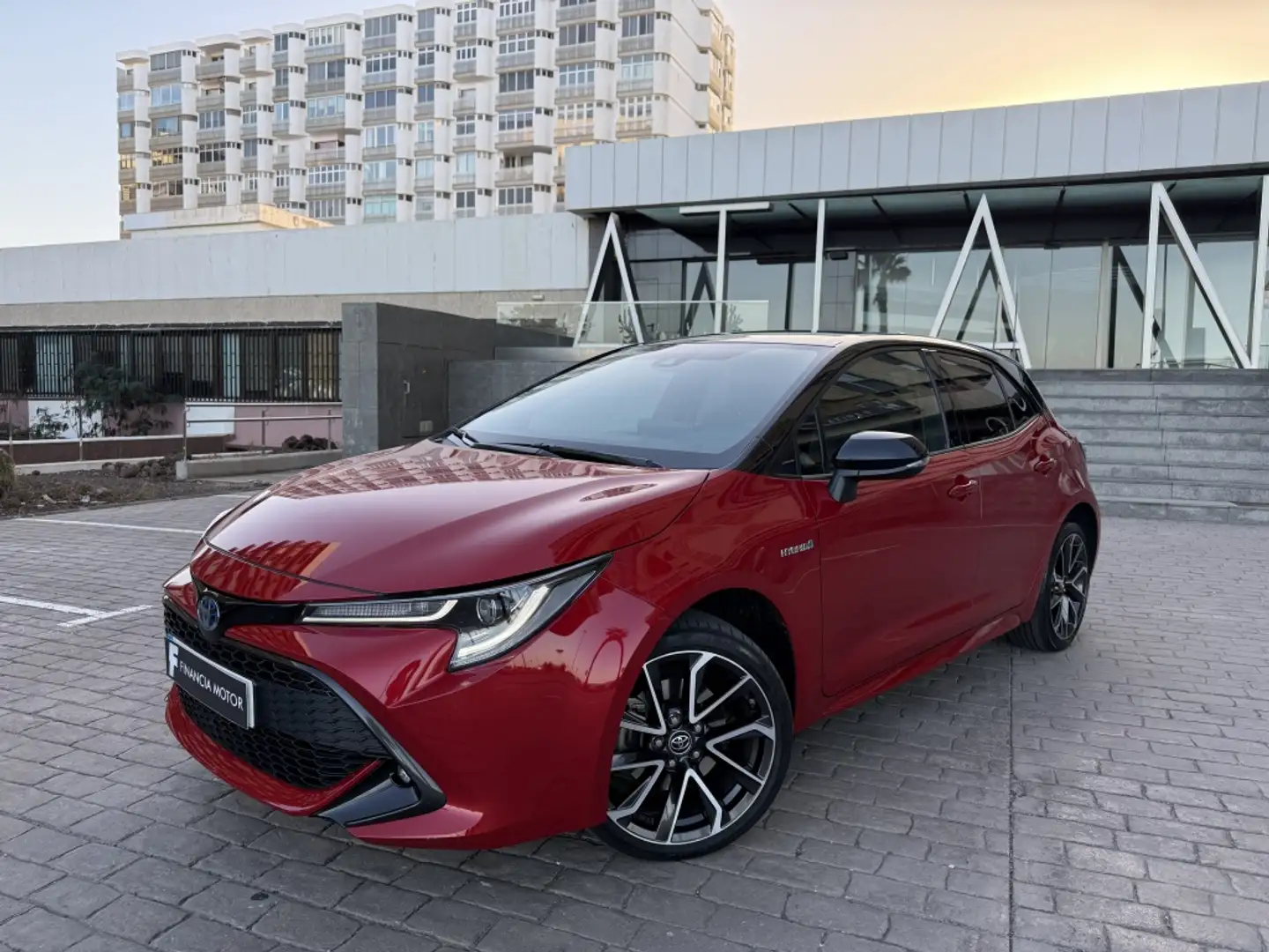 Toyota Corolla 180H Advance Rojo - 2