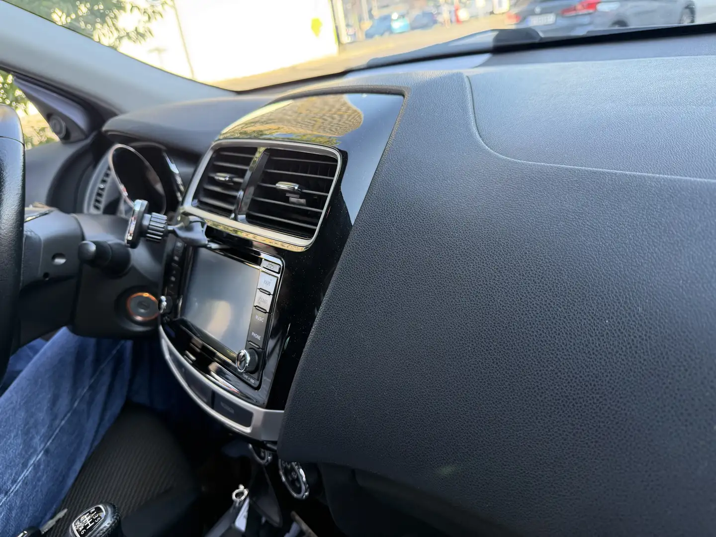Mitsubishi ASX 1.6 DI-D 2WD Plus - 2