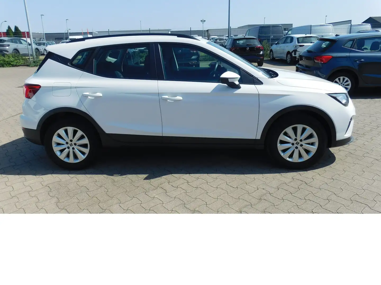 SEAT Arona 1.0 Style TSI BMT Klima Navi Alu Weiß - 2