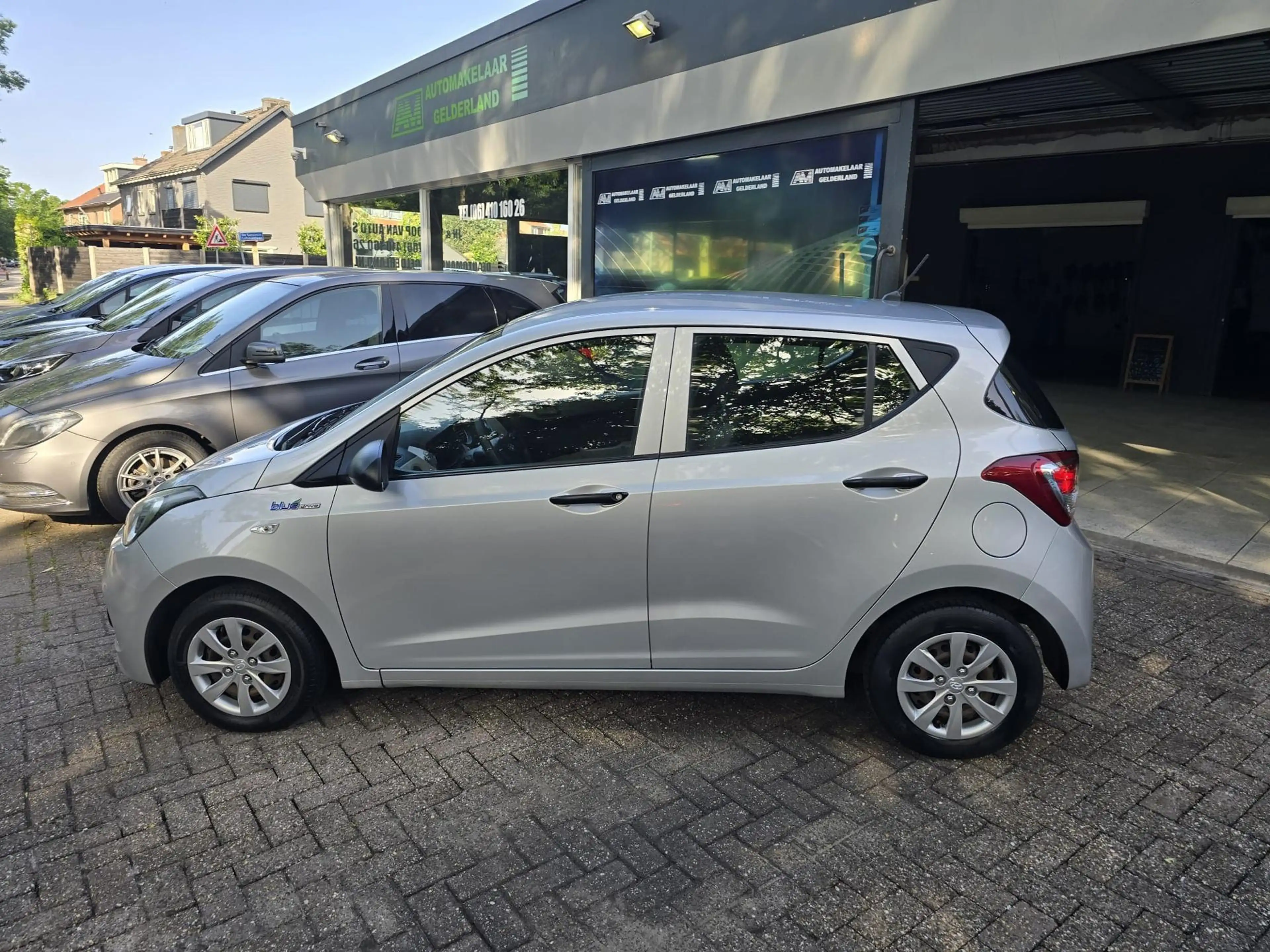 Hyundai i10 1.0i i-Motion | 2E EIGENAAR |3/6 OF 12MND GARANTIE — photo 9