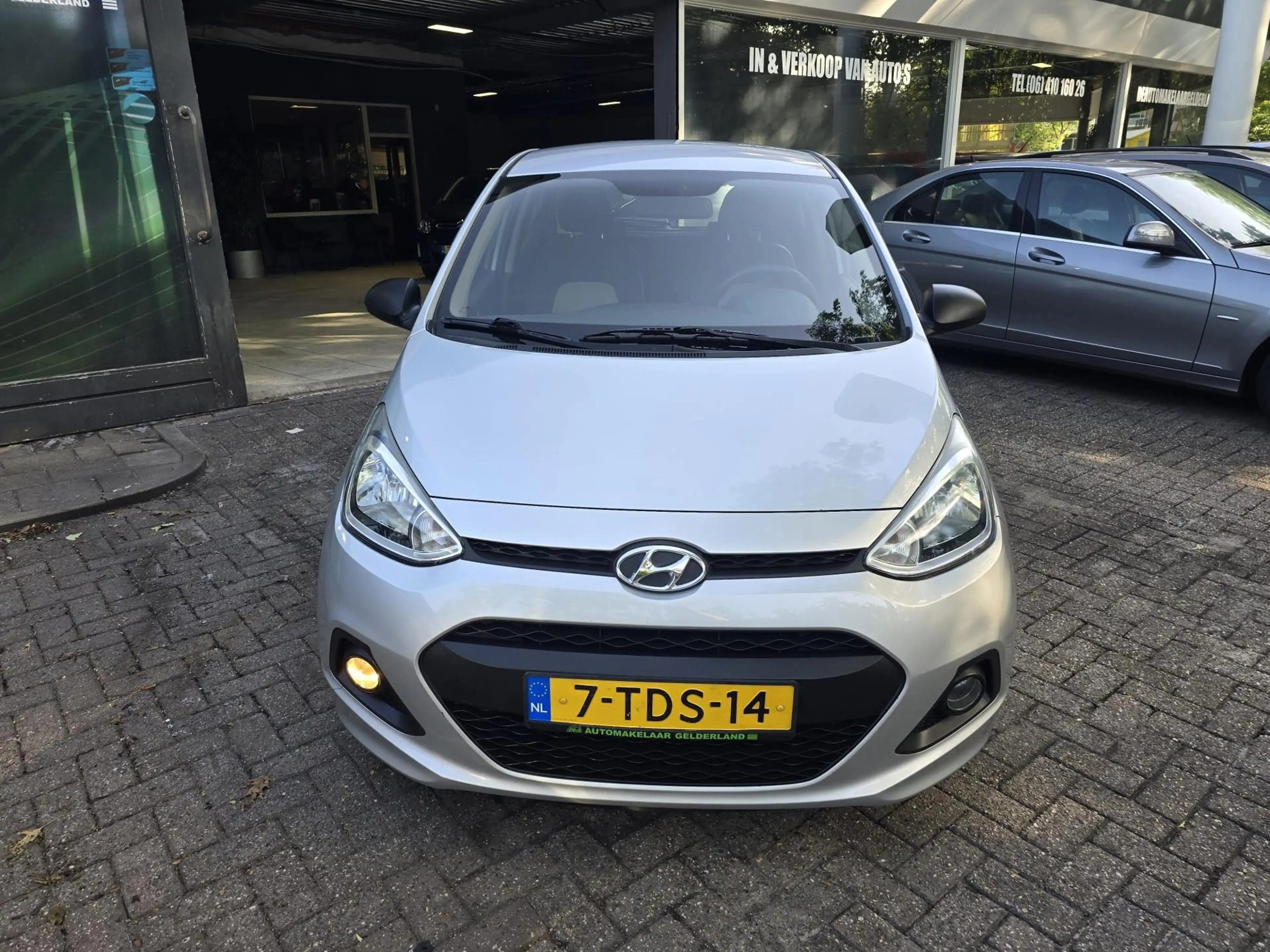 Hyundai i10 1.0i i-Motion | 2E EIGENAAR |3/6 OF 12MND GARANTIE — photo 2