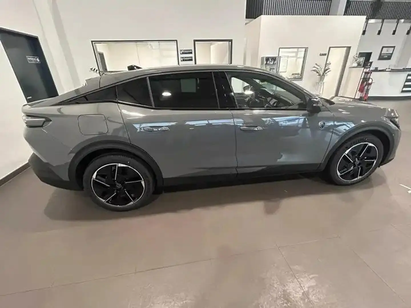 Peugeot 408 408 PureTech 130 EAT8 GT Grau - 1