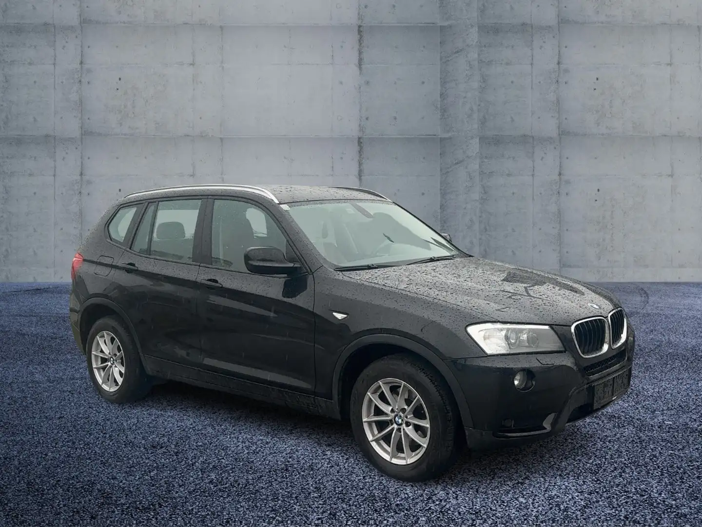 BMW X3 xDrive20d Schwarz - 1