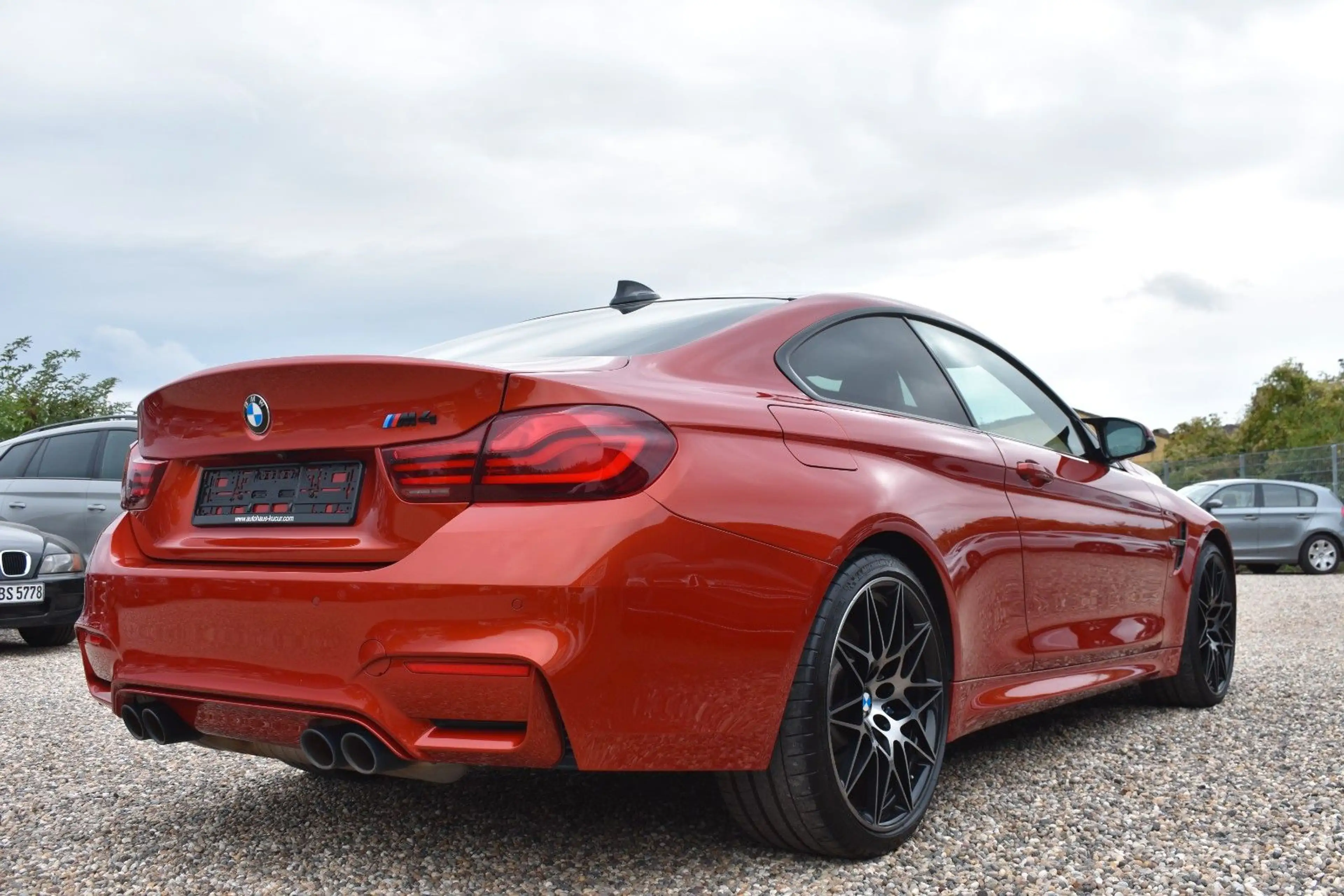 BMW M4 Coupe Competition/HUD/Shadow/Carbon/DKG — photo 3