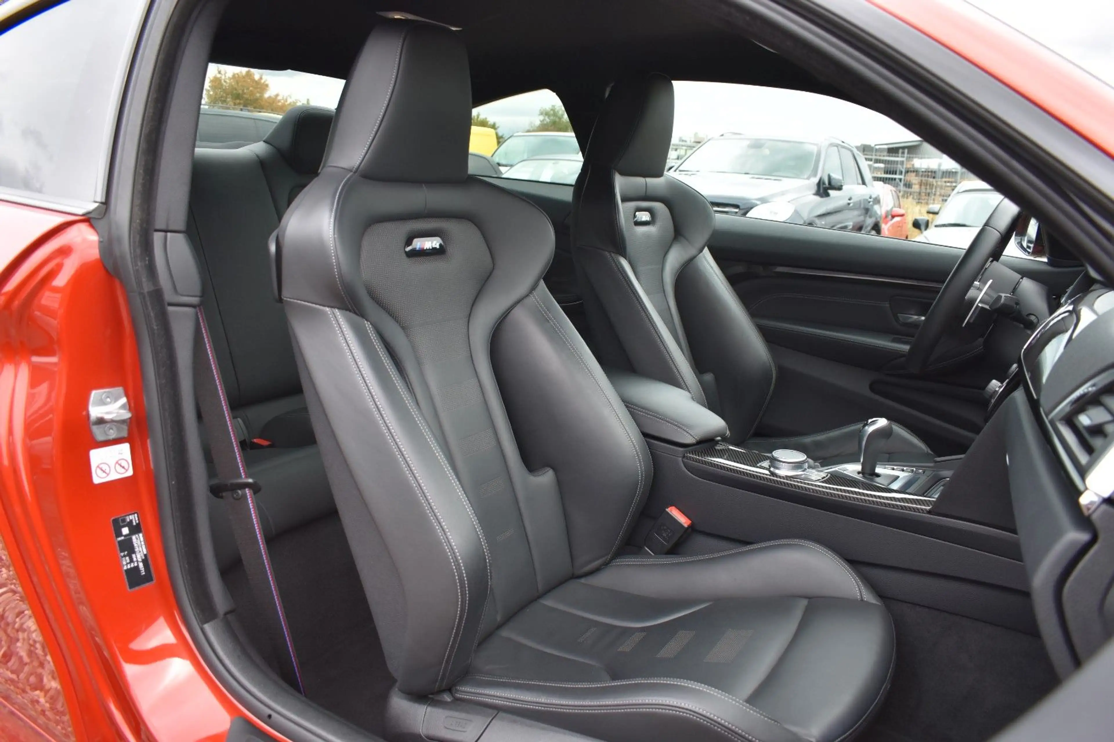 BMW M4 Coupe Competition/HUD/Shadow/Carbon/DKG — photo 13