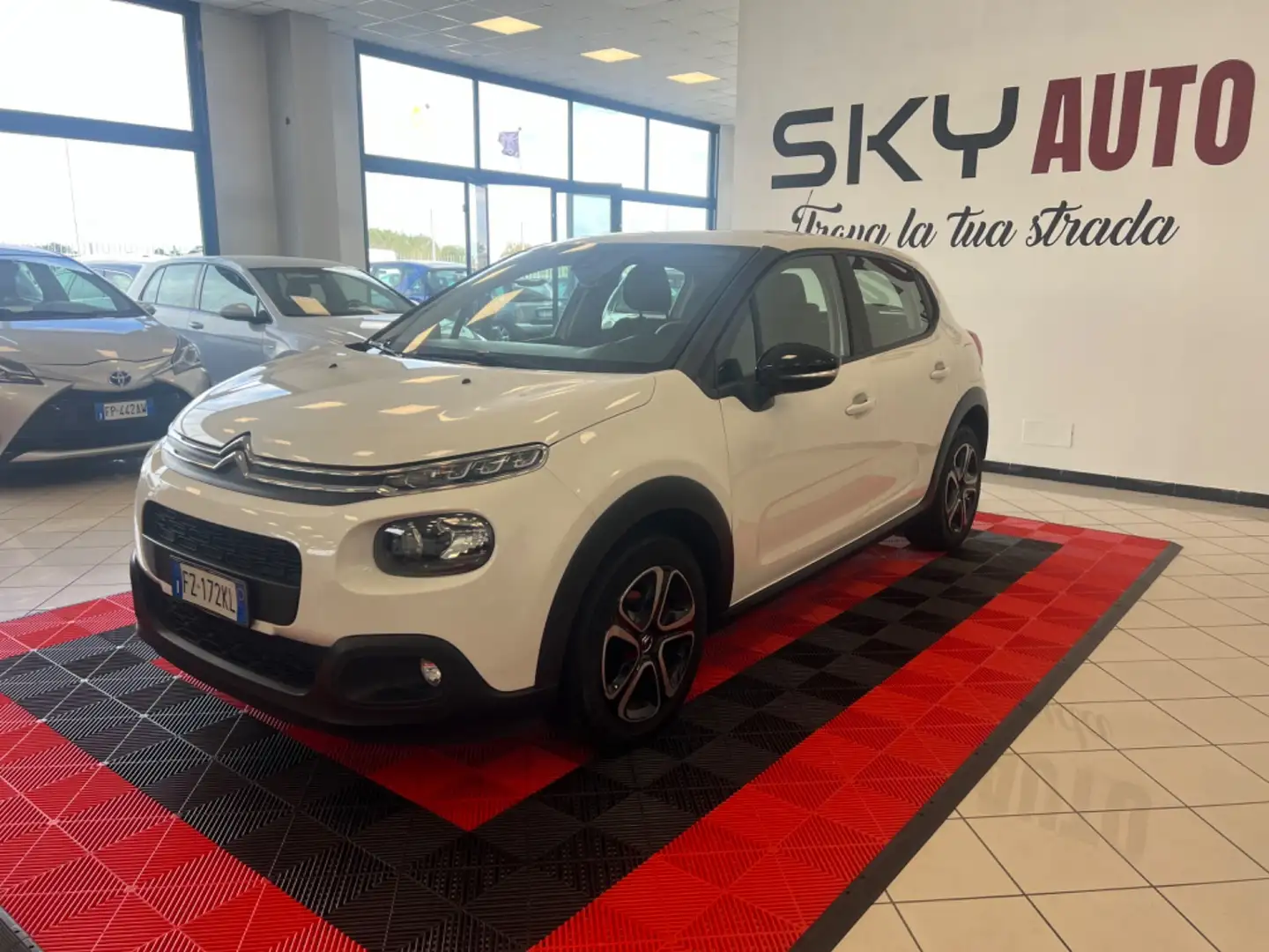 Citroen C3 PureTech 82 S&S Feel Blanco - 2