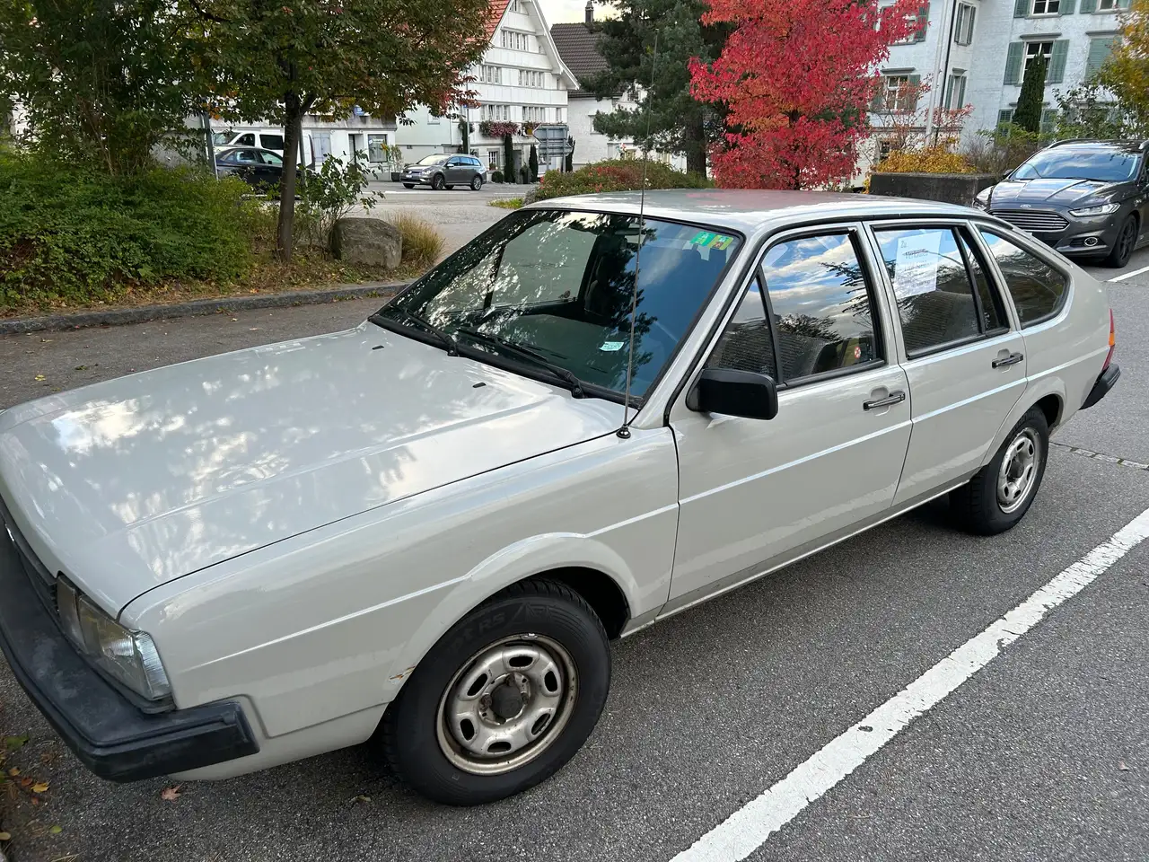 Volkswagen Passat 32B, foto 1