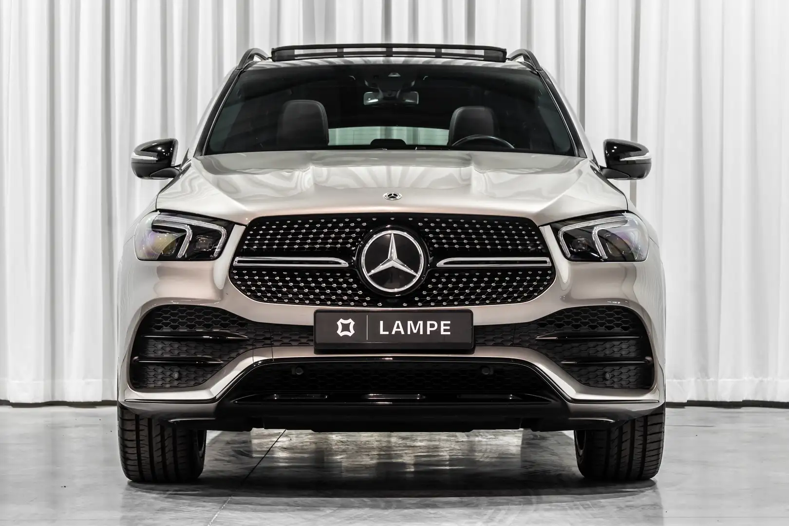 Mercedes-Benz GLE 350 de 4Matic AMG Line Trekhaak Pano Burmester Keyless Срібний - 2