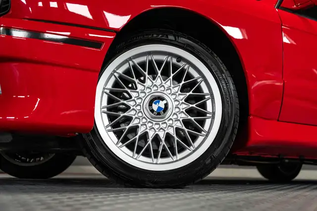 BMW M3 view 4