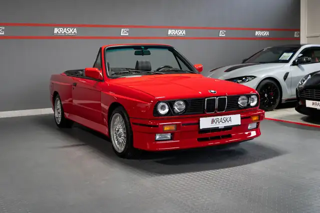 BMW M3 view 7
