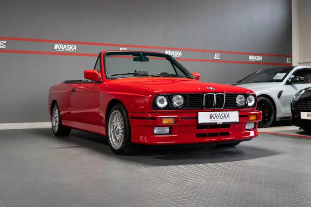 BMW M3 view 8