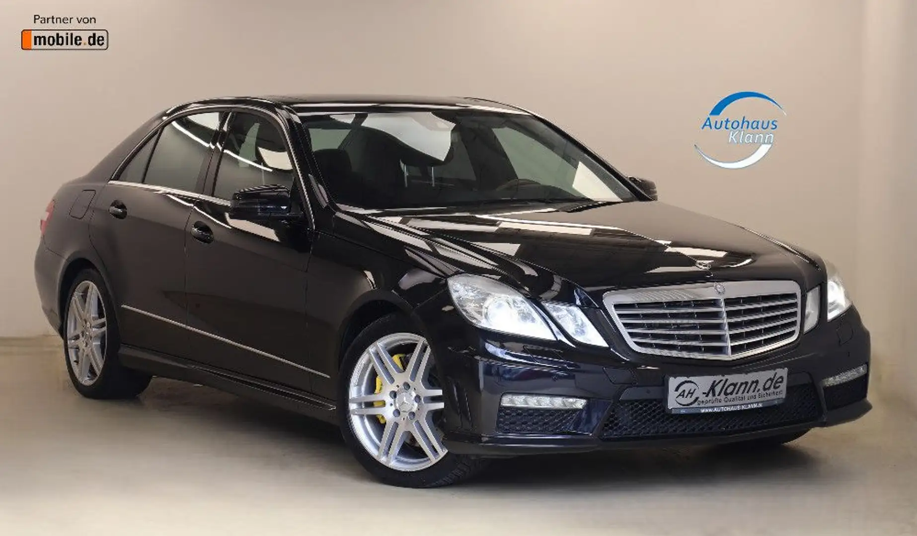 Mercedes-Benz E 500 5.5 V8 387PS LPG 7G AMG Line Navi deutsch Schwarz - 1